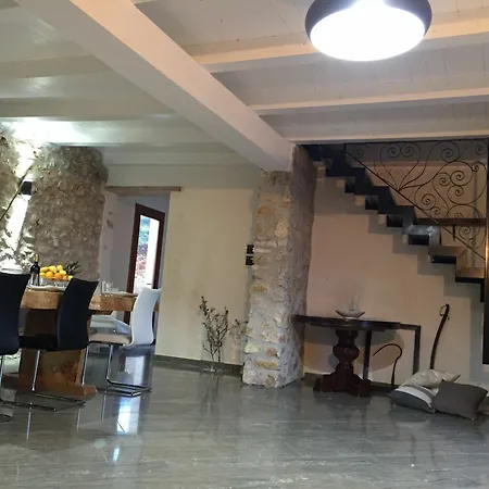 Casale Dei Poeti Country house